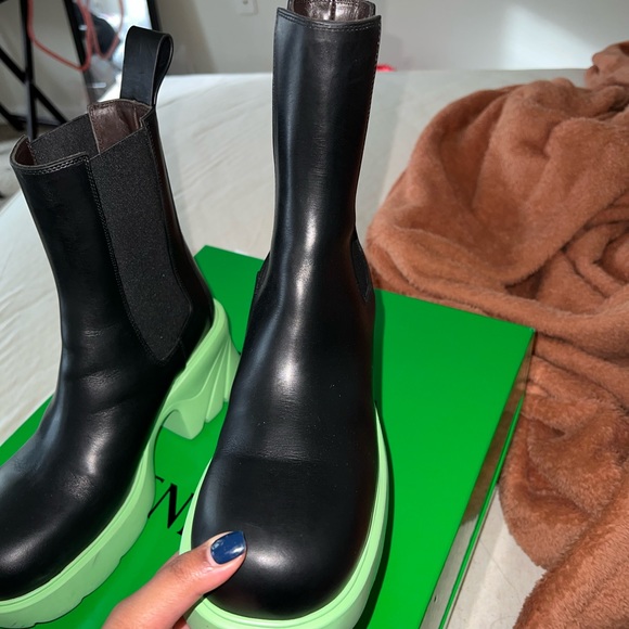 Brand new. Worn Once at a show. I just don’t like boots. - Picture 2 of 4